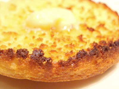 crumpet English muffin on www.sugarbananas.com