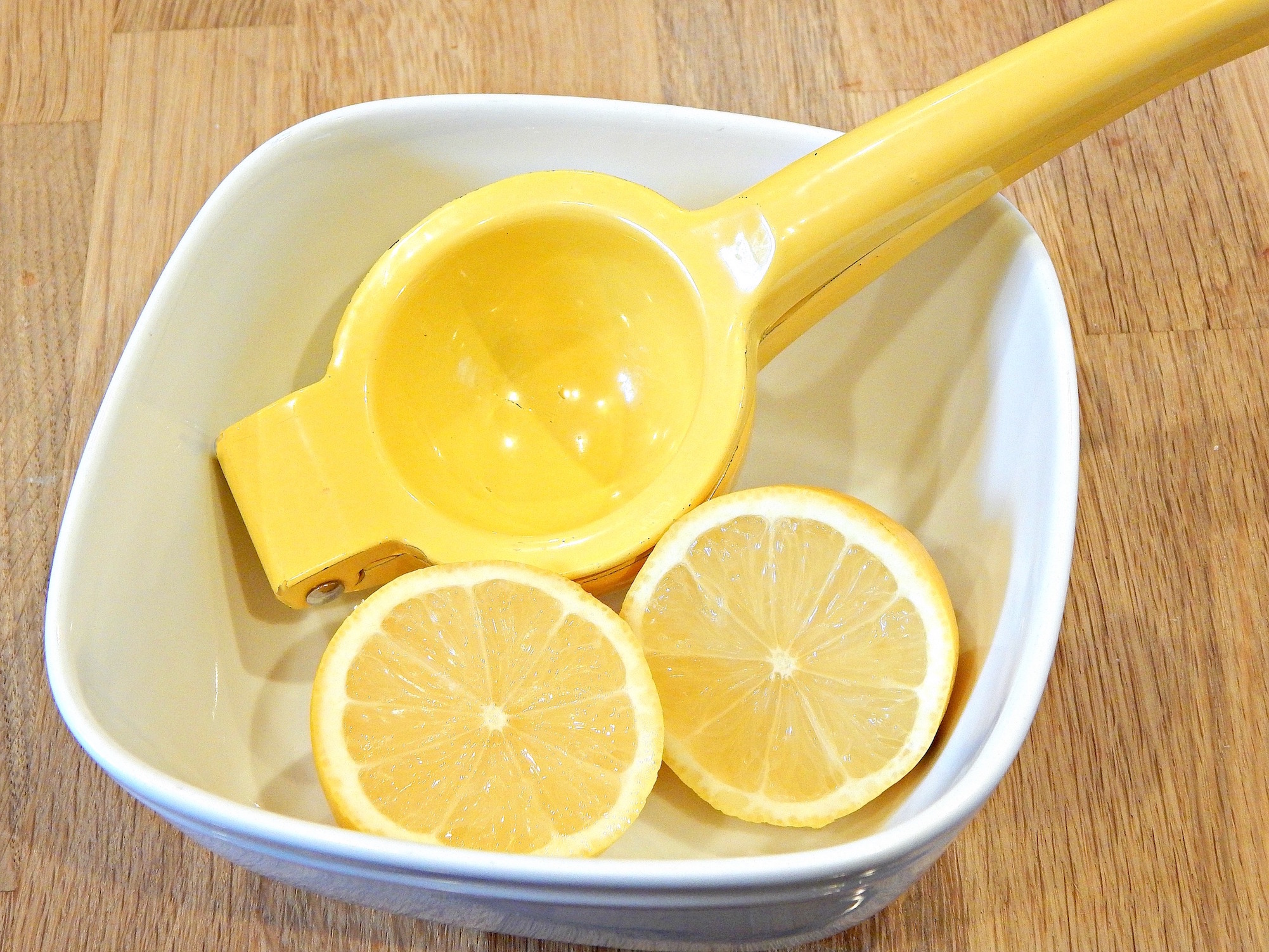 Bowl of Lemons and Juicer from SugarBananas.com copy