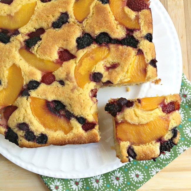 Peach Berry Cornmeal Sheet Cake from www.sugarbananas.com